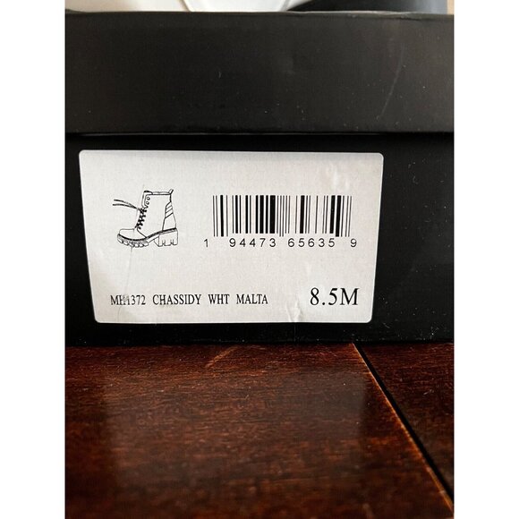 MIA Womens Mila Combat Boots Sz 8. 5M Lug Sole White Black Zip Lace Up Vegan - Picture 8 of 8